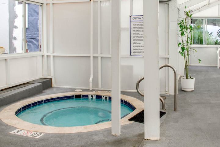 Pool 7 of 51