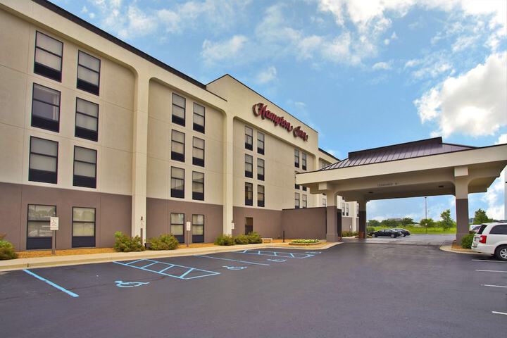 Hotel 1 of 14