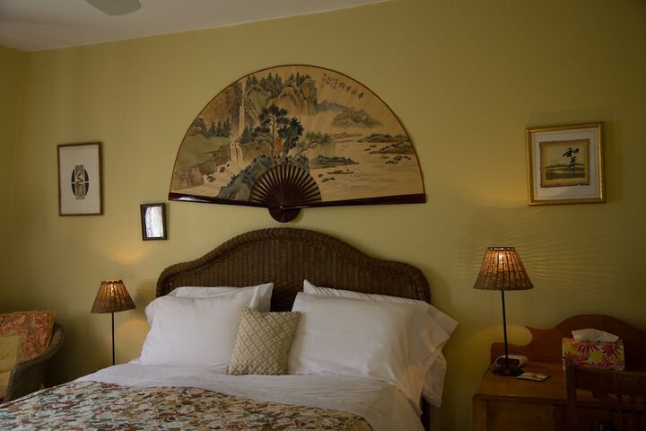 Room 18 of 24