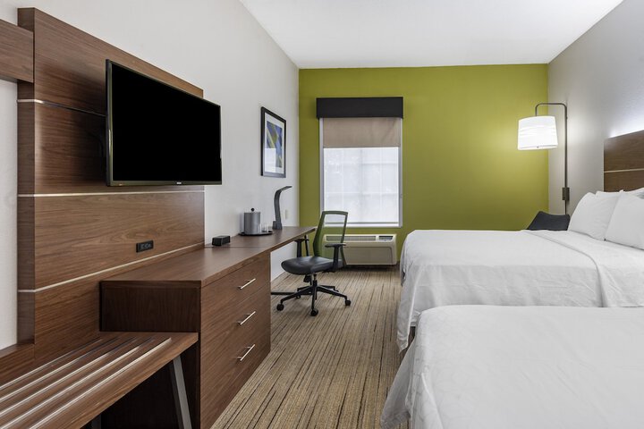 Room 20 of 62