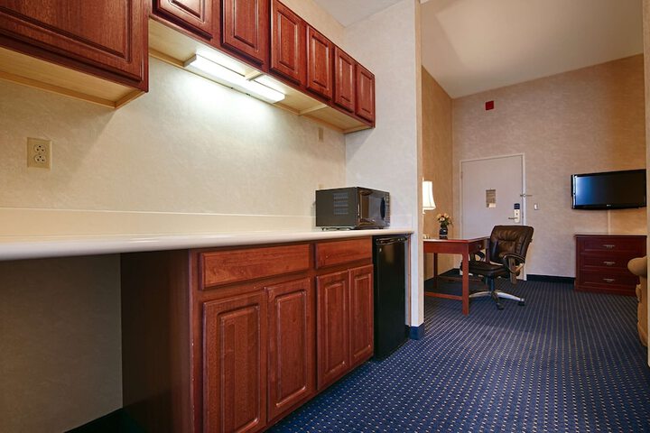 Room 21 of 33