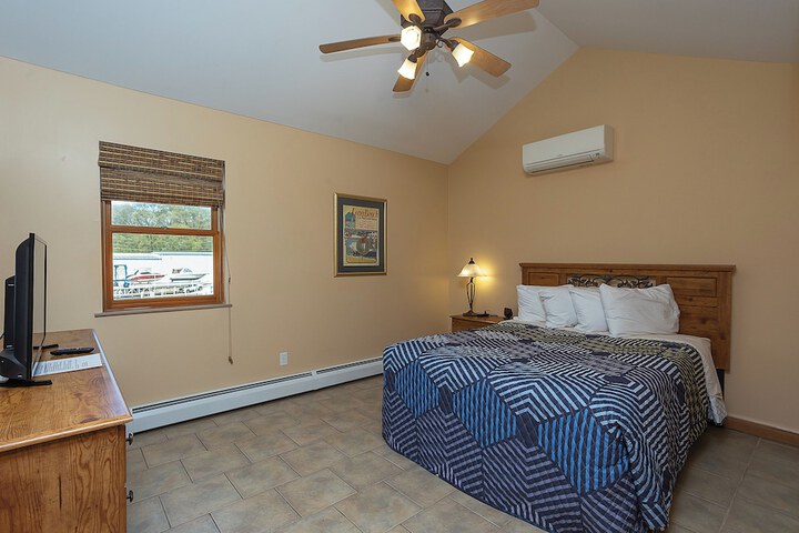 Room 68 of 129