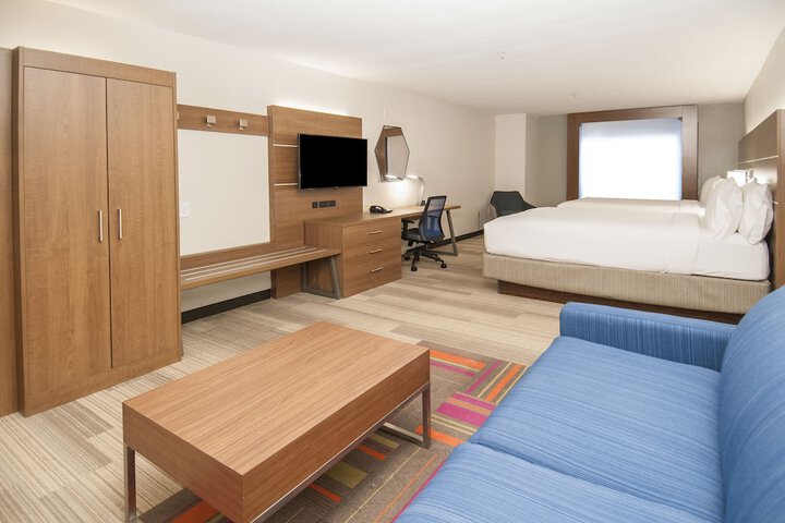 Room 18 of 47