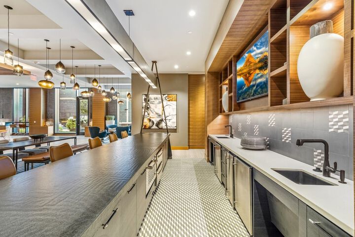 Global Luxury Suites at Reston Town Center