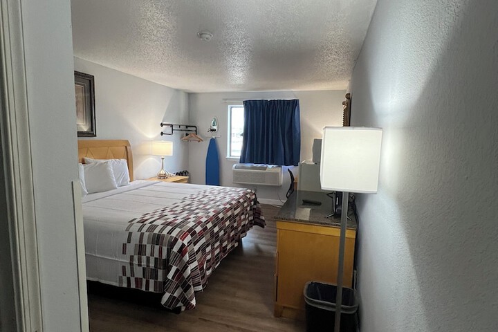 Room 22 of 50
