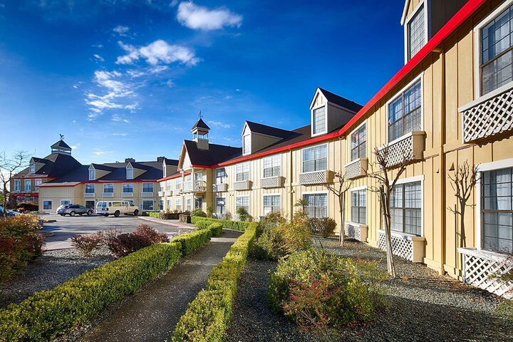 Hotel 4 of 27