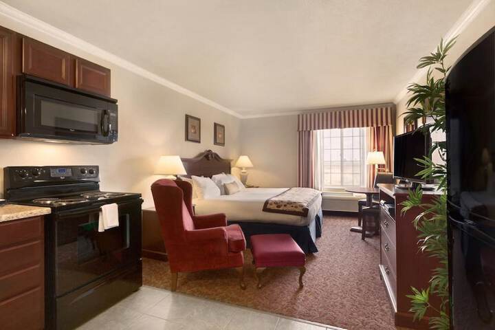 Room 12 of 60