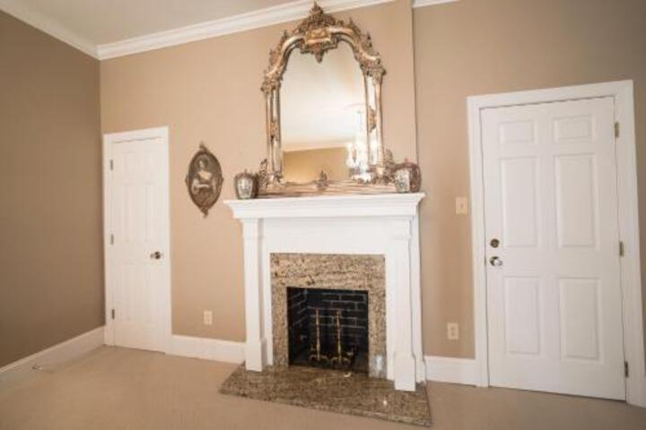 Lions Gate B & B