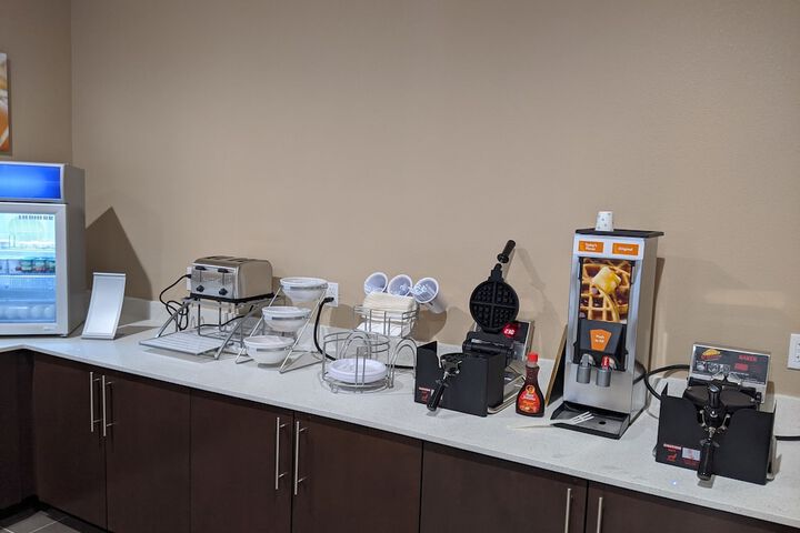 Breakfast/Coffee Service 29 of 35