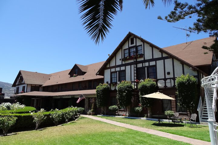 Hotel Exterior 26 of 27