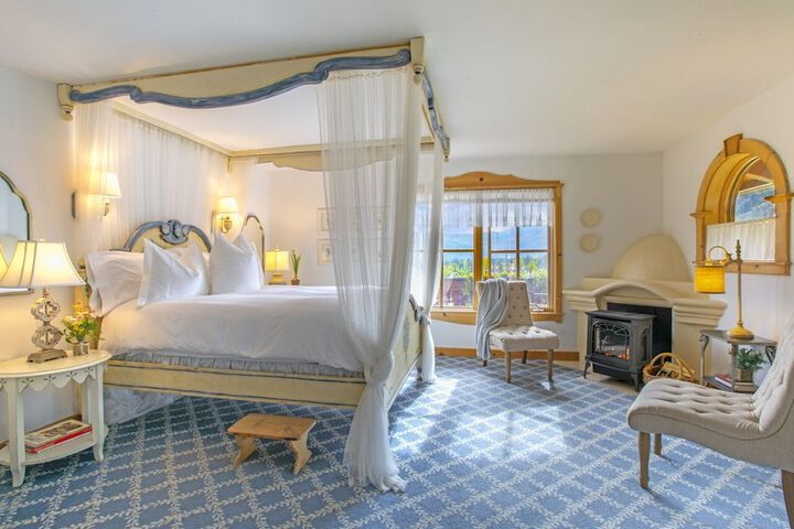 Room 34 of 46
