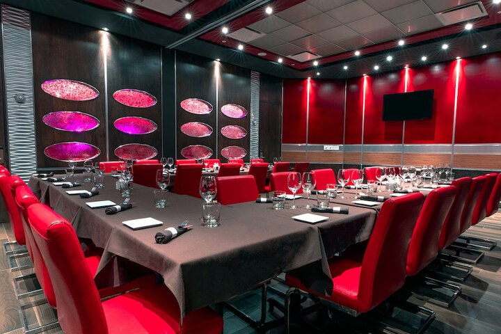 Dining 105 of 127