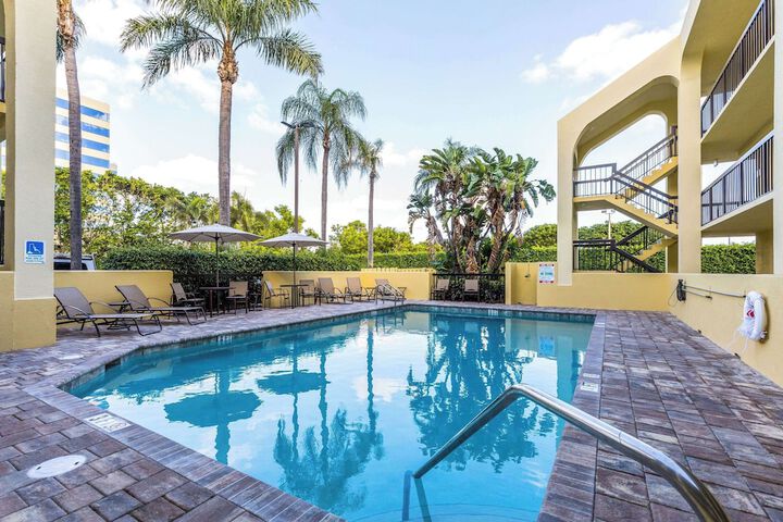 Pool 7 of 43