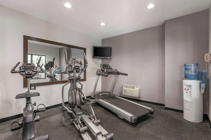 Best Western Suites