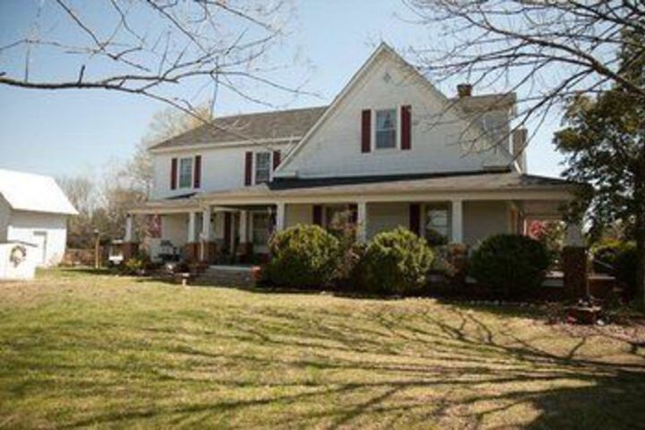 Lamplight Inn