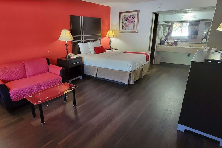 Room 112 of 137
