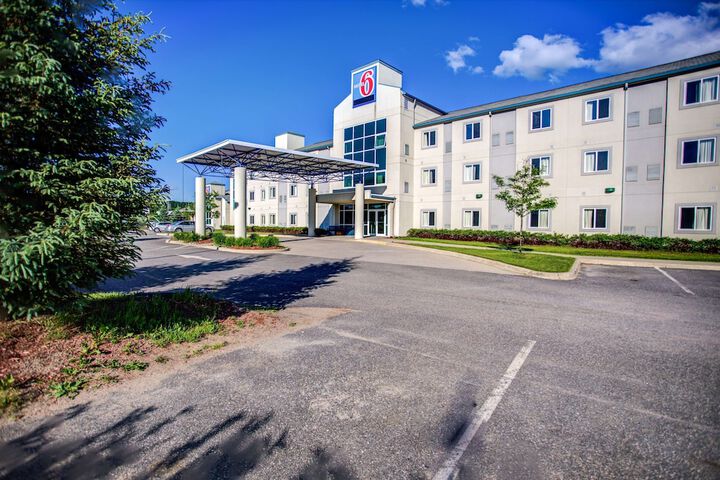 Hotel 3 of 40