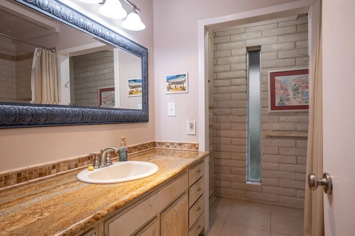 Serenity Point at Canyon Lake 4 Bedroom Home