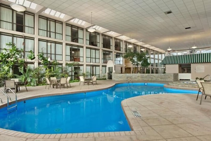 Pool 4 of 44