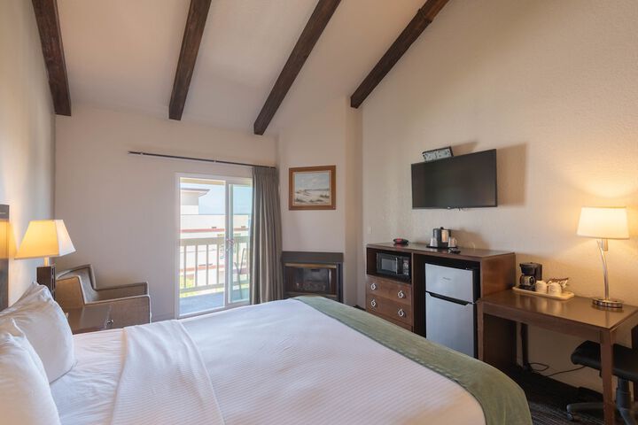 Room 21 of 36
