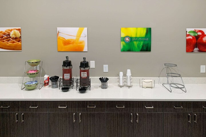 Breakfast/Coffee Service 50 of 58