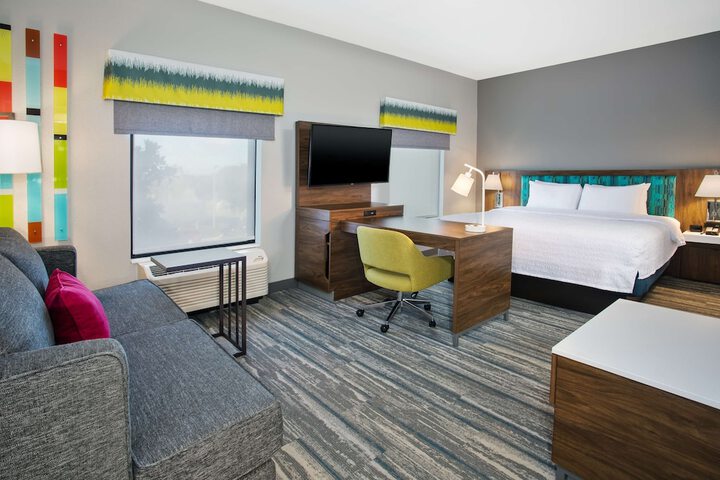Room 18 of 46
