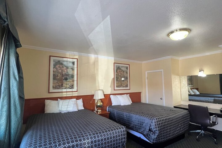 Budget inn