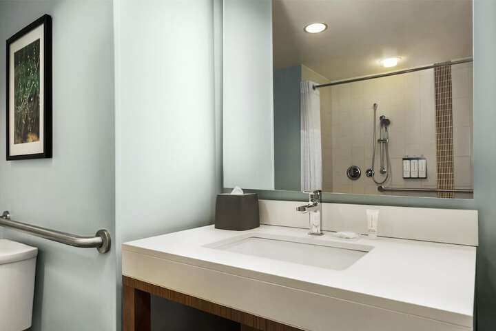 Hyatt Place Columbia / Downtown/The Vista