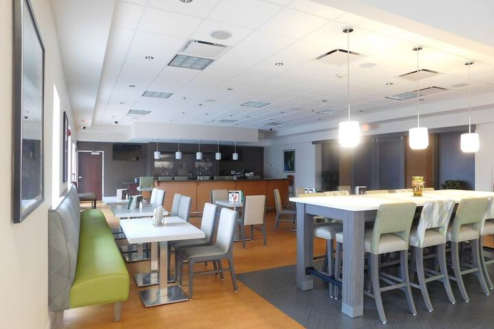 Holiday Inn Hotel & Suites Rochester - Marketplace by IHG
