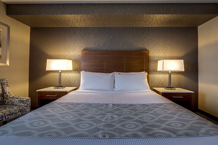 Room 34 of 60