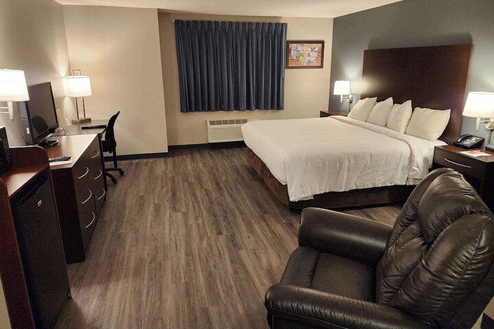 Room 17 of 32
