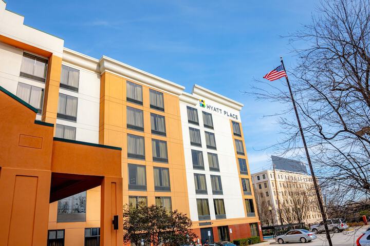 Hotel 2 of 67
