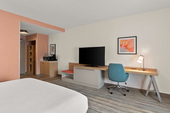 Room 18 of 57