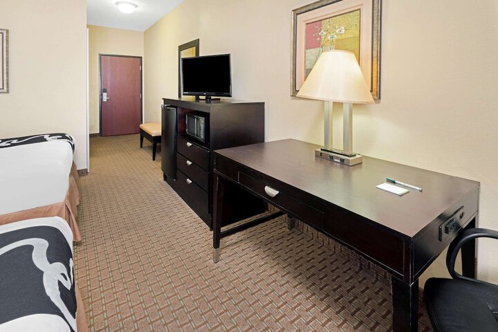 Room 16 of 31