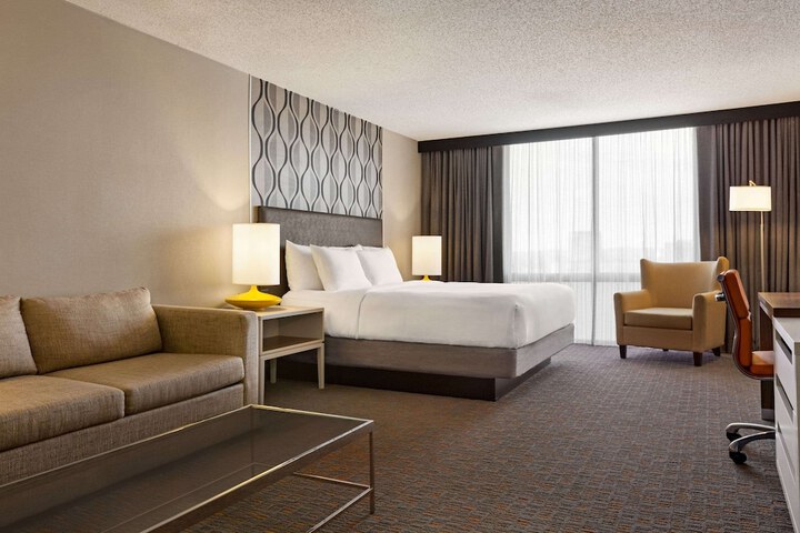 Wyndham Fort Smith City Center