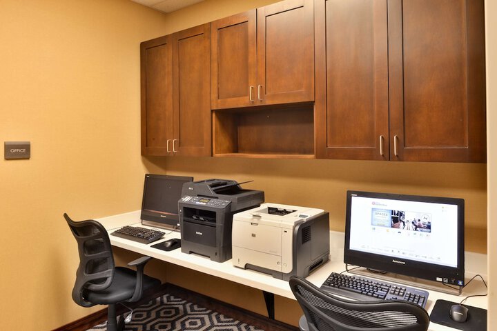 Business Center 48 of 48