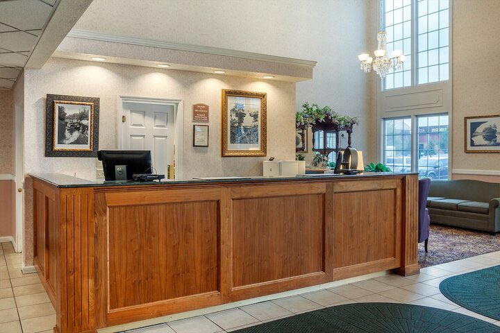 Hotel Interior 6 of 16