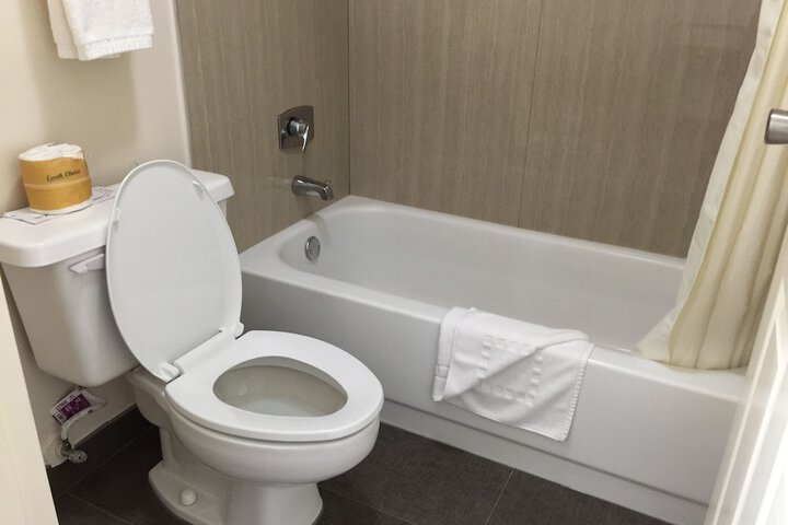 Room 7 of 7