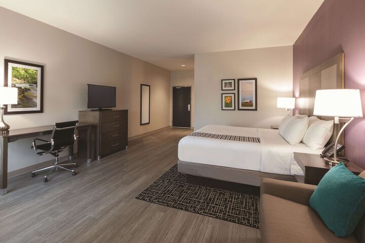 Room 21 of 41