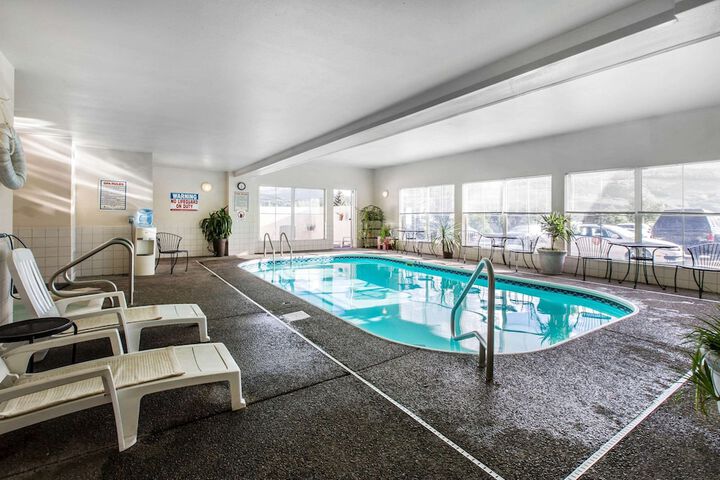 Quality Inn & Suites Silverthorne - Copper Mountain