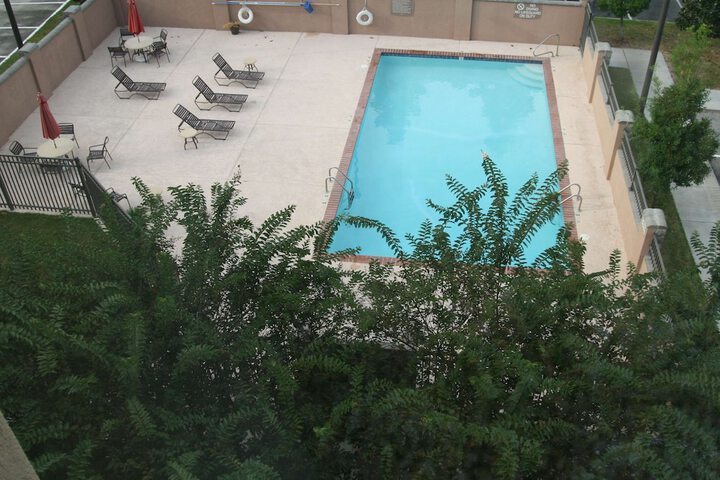 Pool 3 of 29