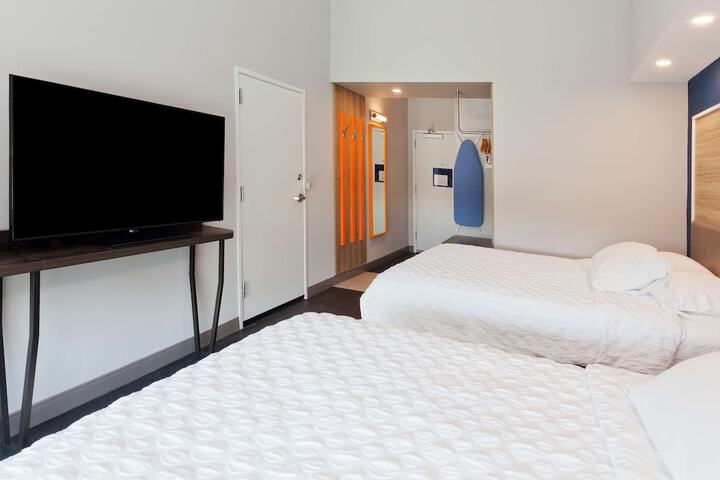 Tru by Hilton Auburn