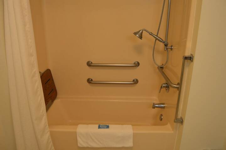 Room 12 of 44