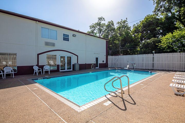 Pool 6 of 34
