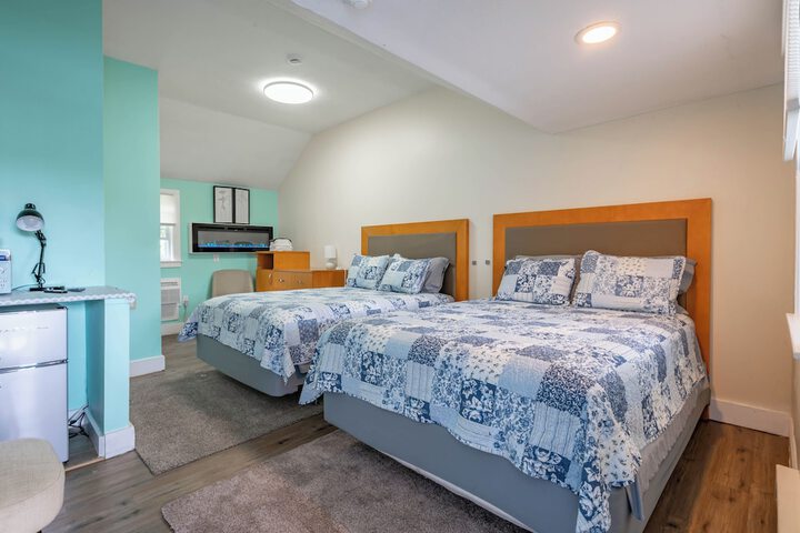 Jonathan Edwards Motel