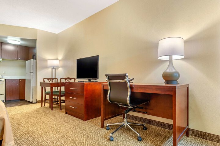 Room 30 of 36