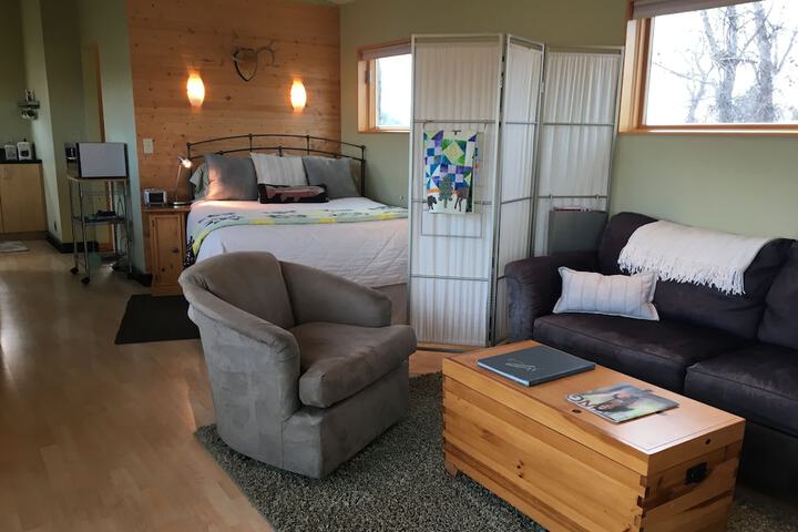 Yellowstone River Lodge