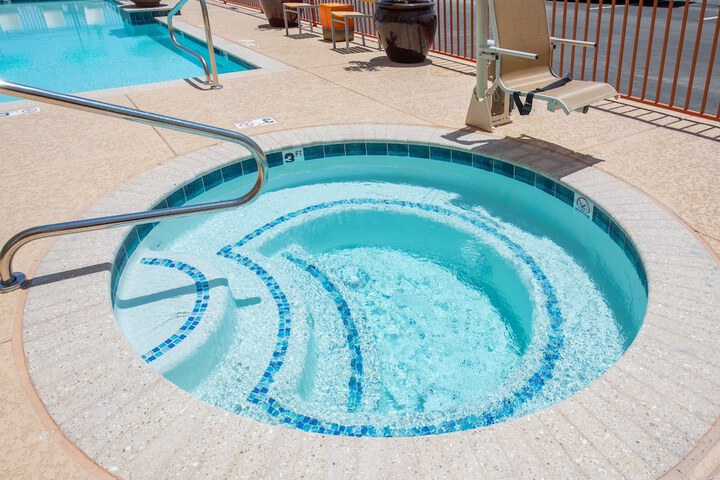 Hampton Inn & Suites Phoenix East Mesa