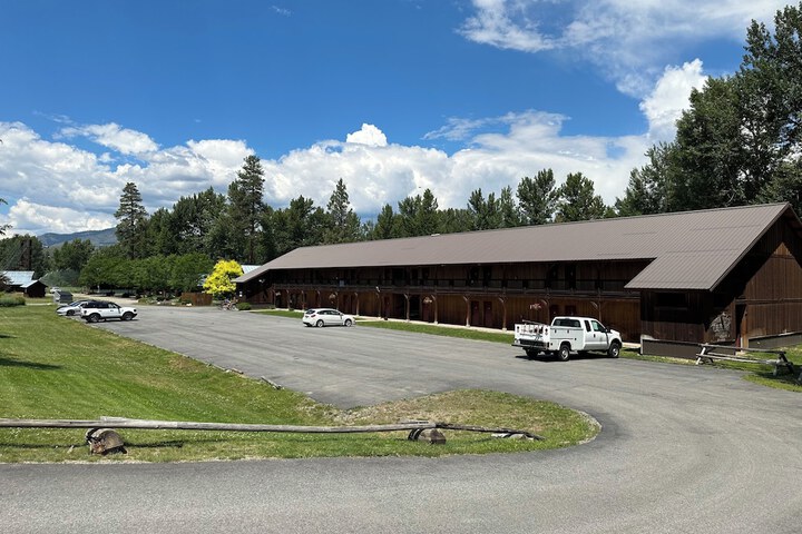 Methow River Lodge & Cabins