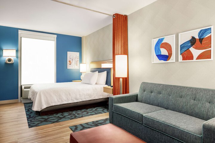 Room 43 of 63